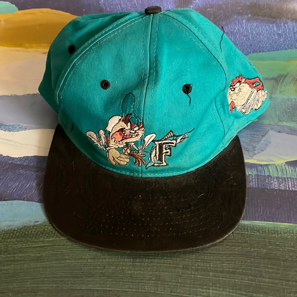 Vintage Mariners Taz Hat